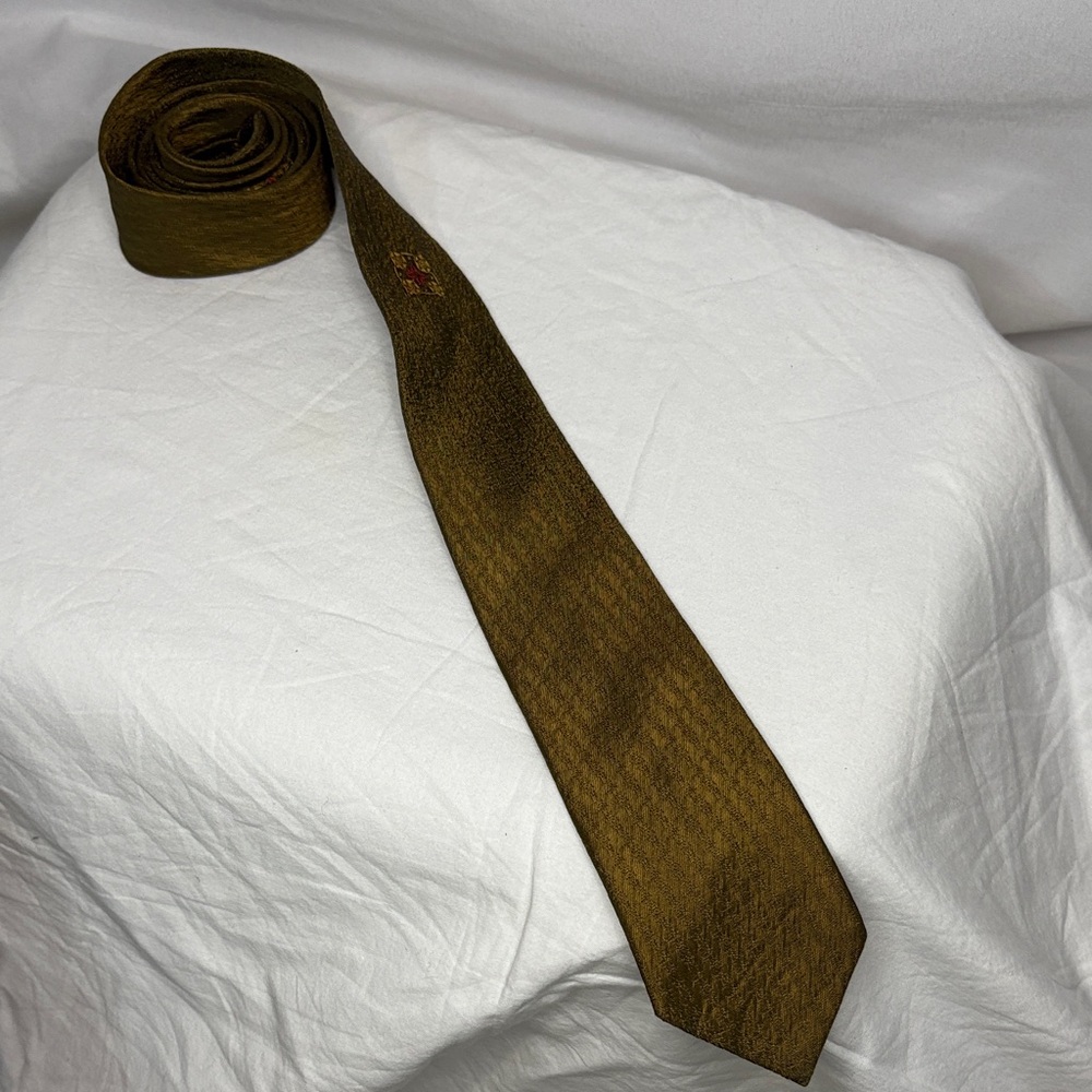 Elegant Brown Tie